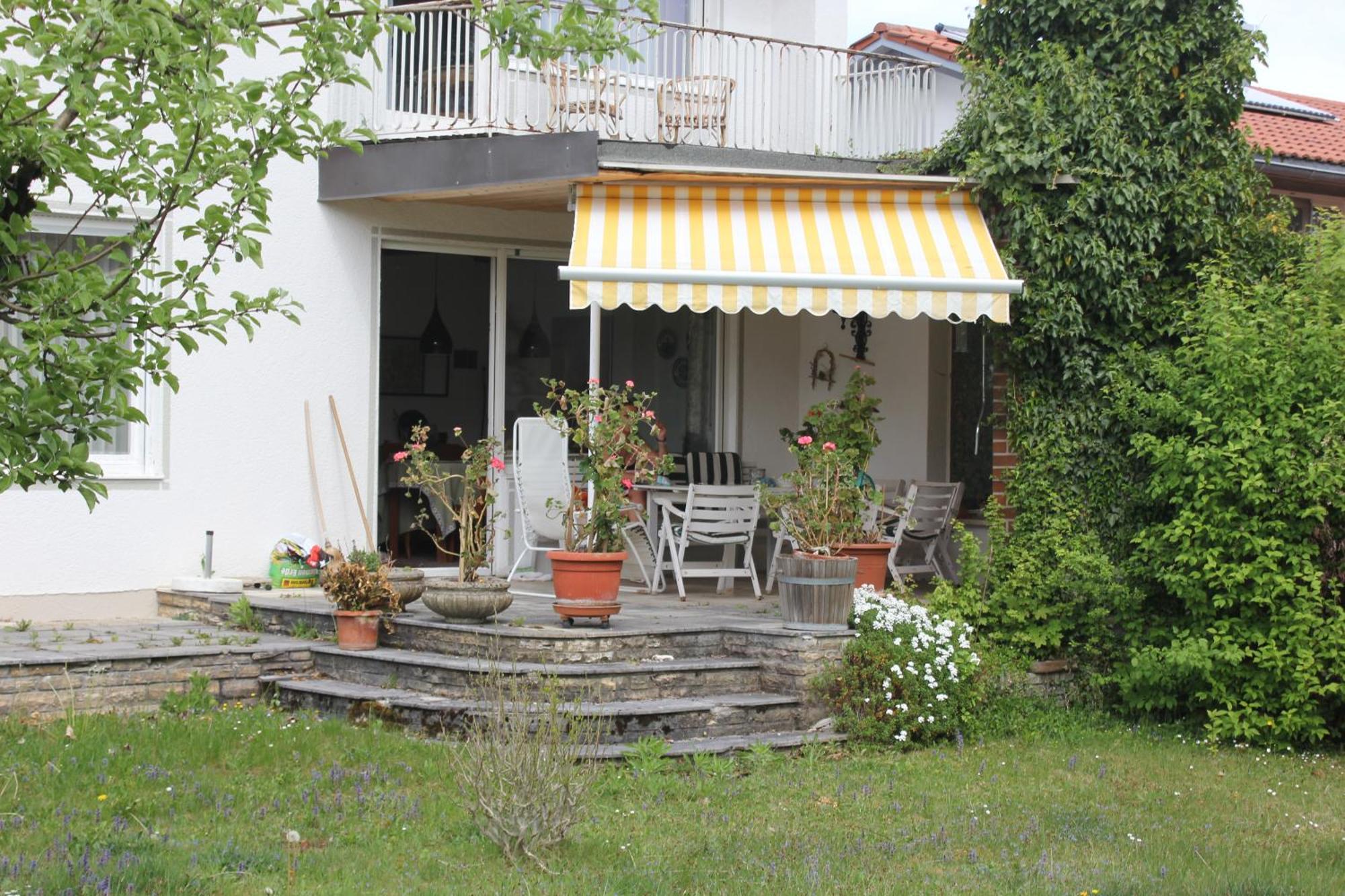 Estelada Boarding Houses Oberhaching Exterior photo